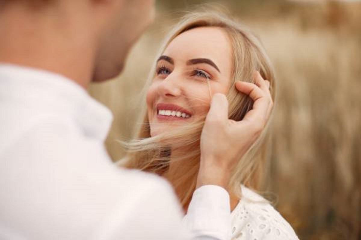 اگر کسی را دوست دارید این جمله هارو مدام به او بگویید؛ معجزه می کند