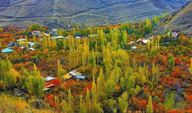 سفری لذت بخش به زیباترین روستای نزدیک تهران در پاییز؛ روستای کلوان در یک ساعتی تهران