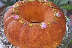 کیک وانیلی گردویی؛ یک عصرانه دلپذیر پاییزی