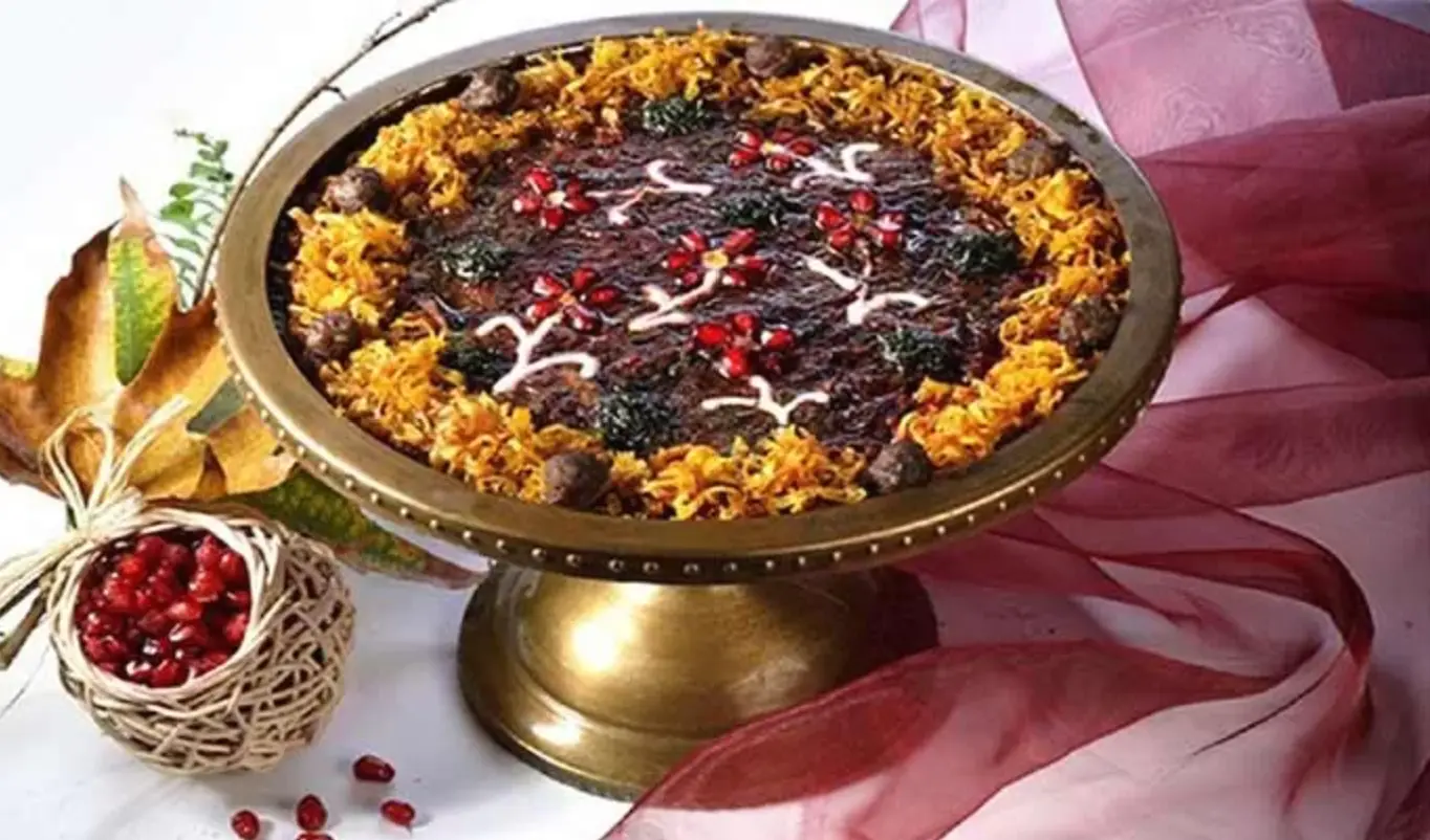 طرز تهیه آش انار تبریزی؛ مخصوص شب یلدا