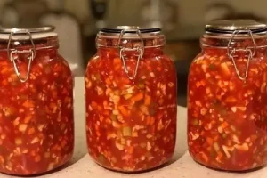 طرز تهیه ترشی گوجه فرنگی مشهدی