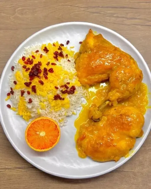 مرغ پرتقالی گیلانی؛ خوراک گرمِ شب یلدا