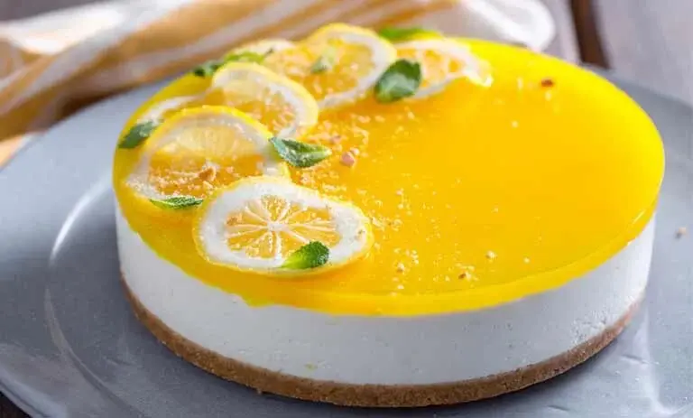 طرز تهیه چیز کیک لیمویی با عطر و طعمی فوق العاده مخصوص عصرانه پاییز