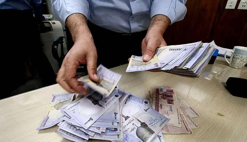 جزئیات تغییر مدل دریافت حقوق کارمندان دولت و فرهنگیان