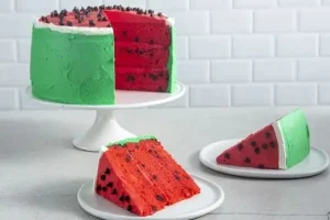 طرز تهیه کیک هندوانه ای تابه ای شب یلدا بدون فر