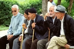 پرداخت بن کارت به بازنشستگان آغاز شد | واریزی جدید به حساب بازنشستگان