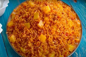 طرز تهیه استانبولی پلو با گوجه تازه | این استانبولی کم‌خرج را درست کن