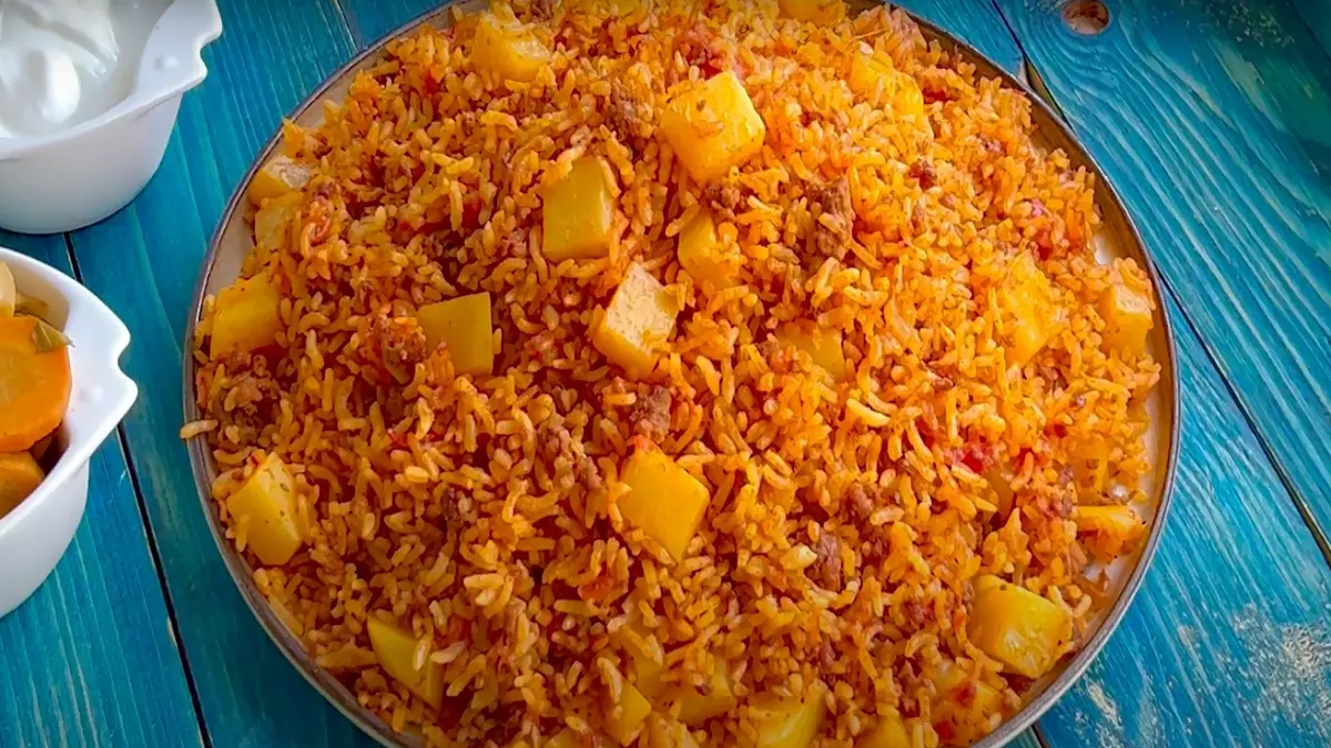 طرز تهیه استانبولی پلو با گوجه تازه | این استانبولی کمخرج را درست کن