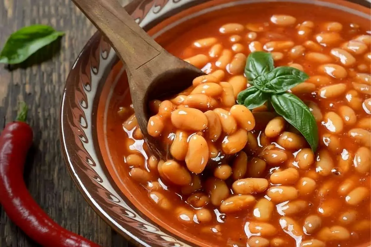 طرز تهیه خوراک لوبیای خانگی با لوبیا چیتی؛ ساده، کمهزینه و سیرکننده
