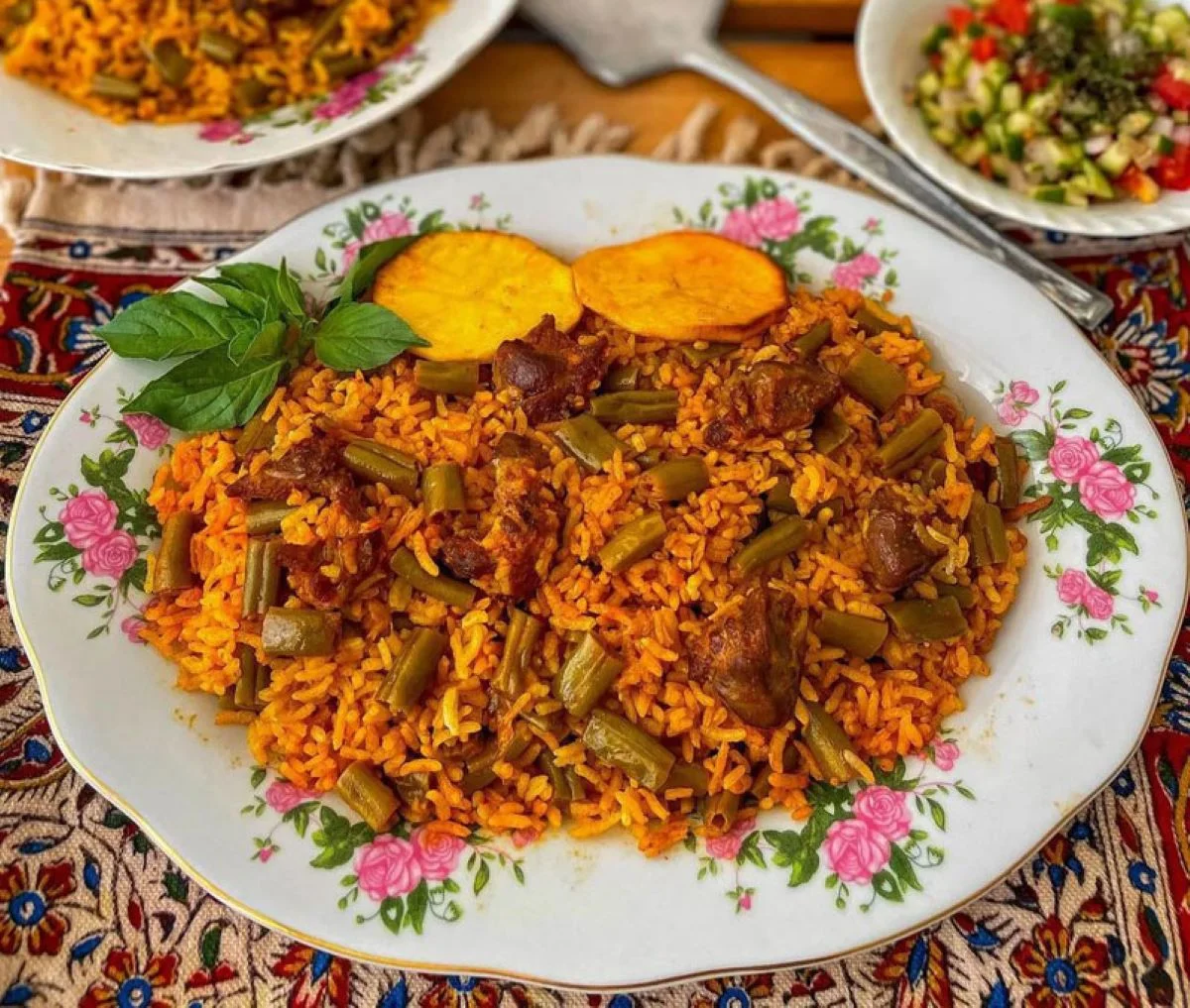 طرز تهیه لوبیا پلو مجلسی با گوشت چرخکرده | دانهدانه، خوشعطر و جاافتاده