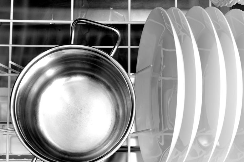 How To Clean Aluminum After It Has Been In The Dishwasher & Turned Dark