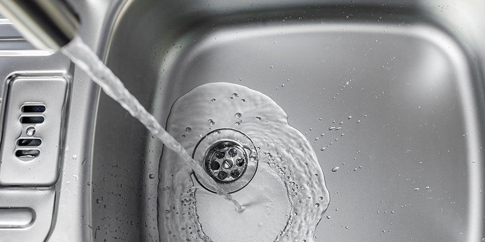 Abfluss reinigen – einfache Hausmittel-Anleitung | rossmann.de