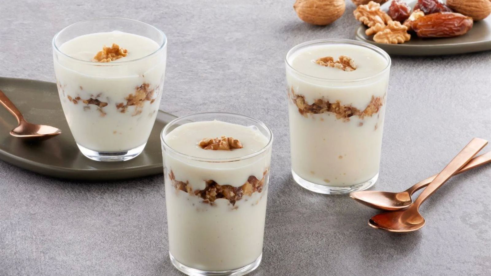 طرز تهیه دسر خرما و شیر با دارچین دسری لطیف و بدون فر