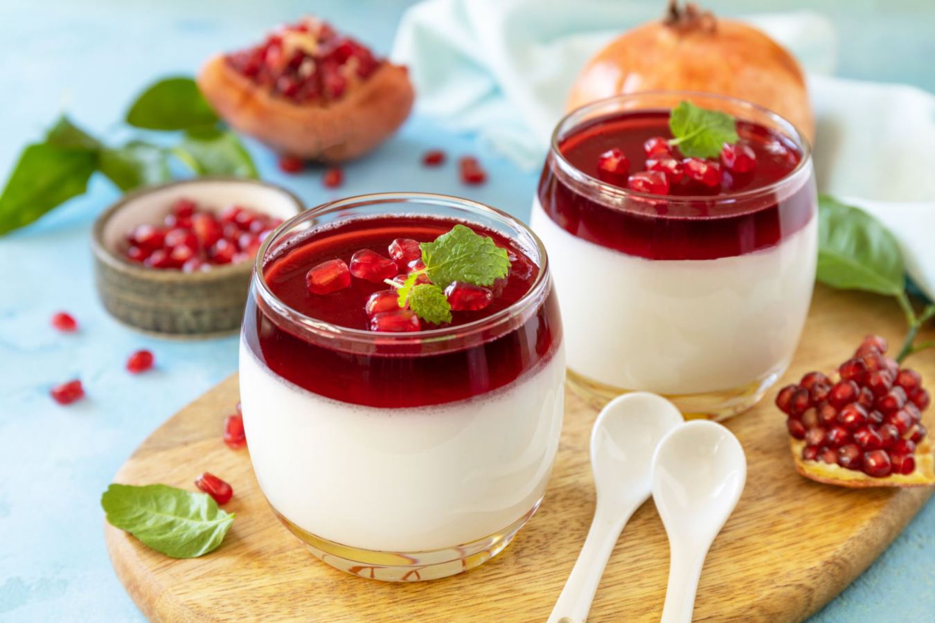 طرز تهیه پودینگ انار دسر خوش رنگ و لذیذ برای شب یلدا